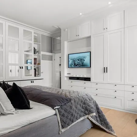 Harmonious Luxury In The Middle Of The Appartement
