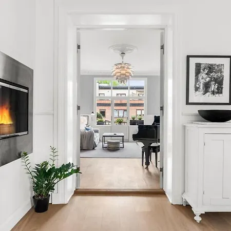Harmonious Luxury In The Middle Of The *