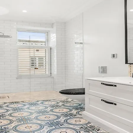 Harmonious Luxury In The Middle Of The